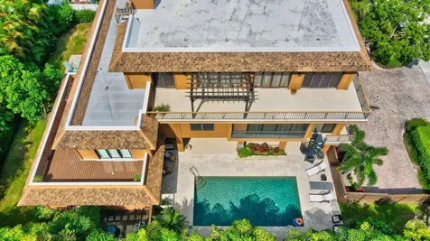 122 Andrews Avenue Delray Beach FL 33483