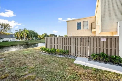 1600 Shaker Circle Wellington FL 33414