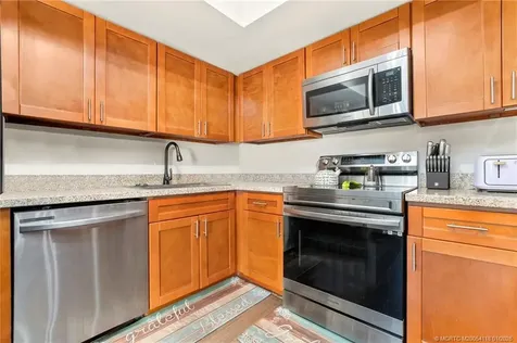 1600 Shaker Circle Wellington FL 33414