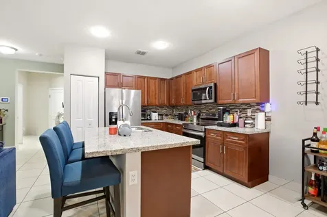 6026 Pine Tree Way Riviera Beach FL 33410