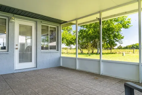 5264 SE 42nd Street Okeechobee FL 34974