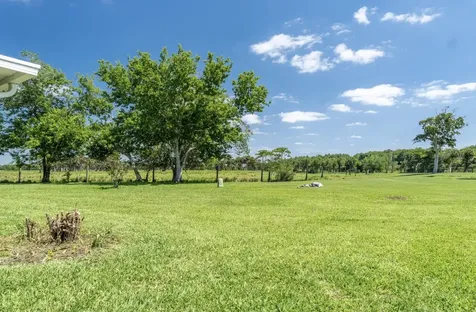 5264 SE 42nd Street Okeechobee FL 34974