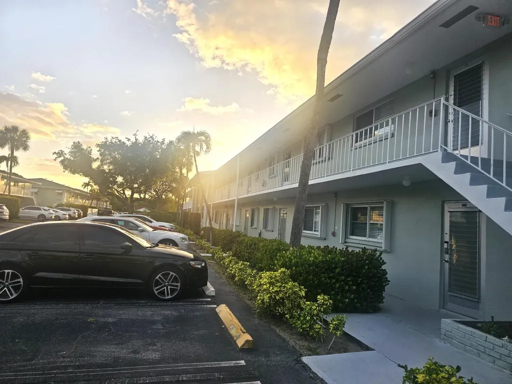 2600 SW 22nd Avenue Delray Beach FL 33445