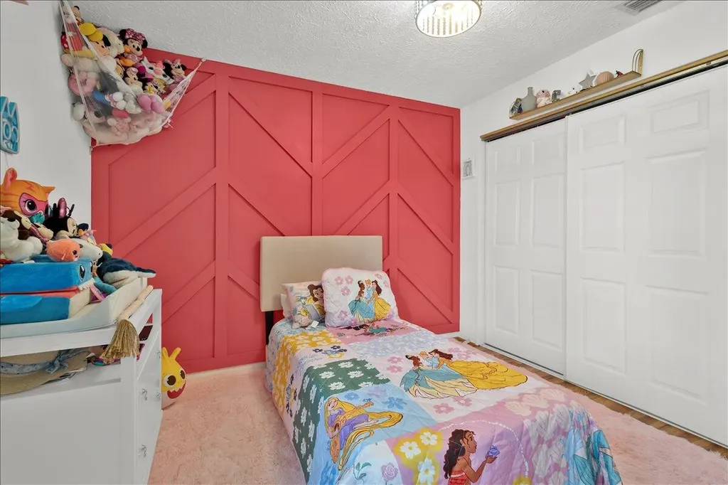 956 SE Browning Avenue Port St Lucie FL 34983