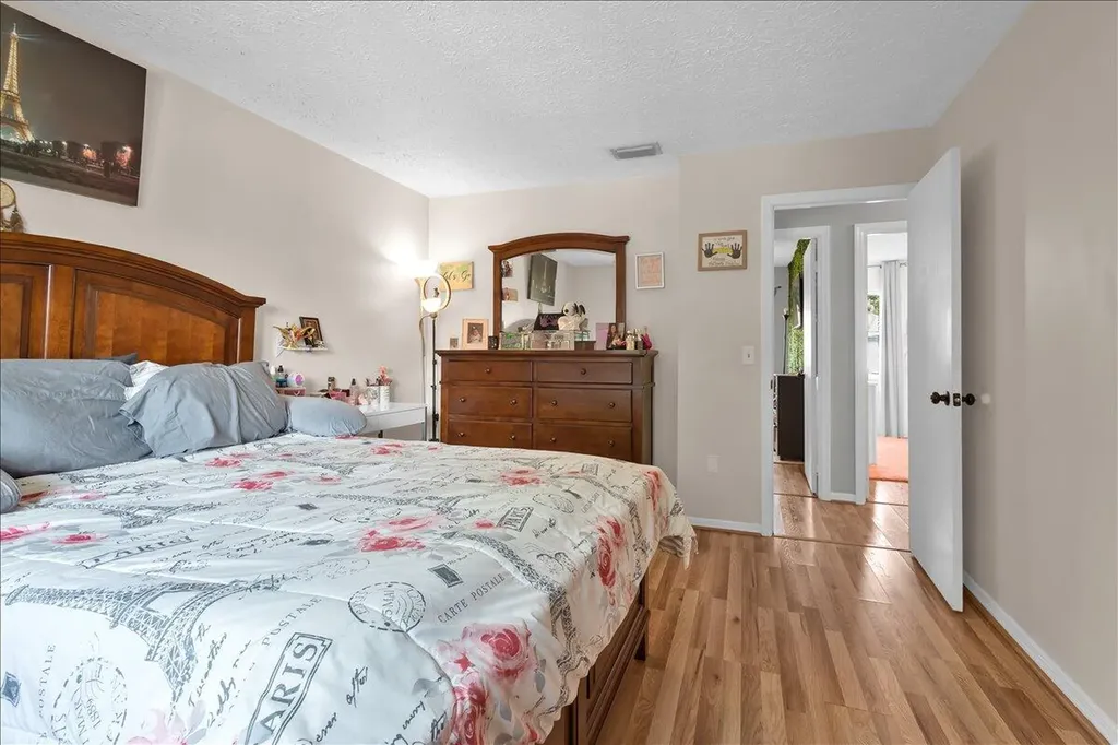 956 SE Browning Avenue Port St Lucie FL 34983