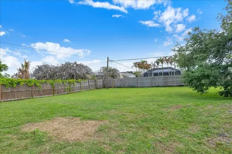 956 SE Browning Avenue Port St Lucie FL 34983