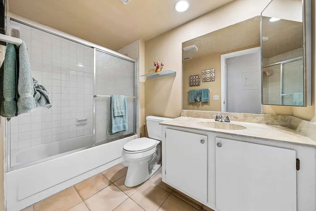 21875 Arriba Real Boca Raton FL 33433