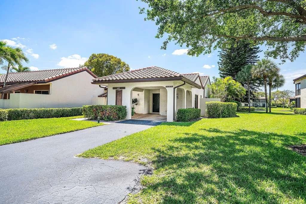 21875 Arriba Real Boca Raton FL 33433