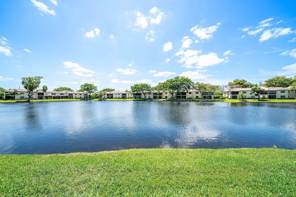 21875 Arriba Real Boca Raton FL 33433