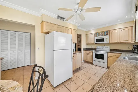 21875 Arriba Real Boca Raton FL 33433
