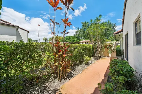 21875 Arriba Real Boca Raton FL 33433