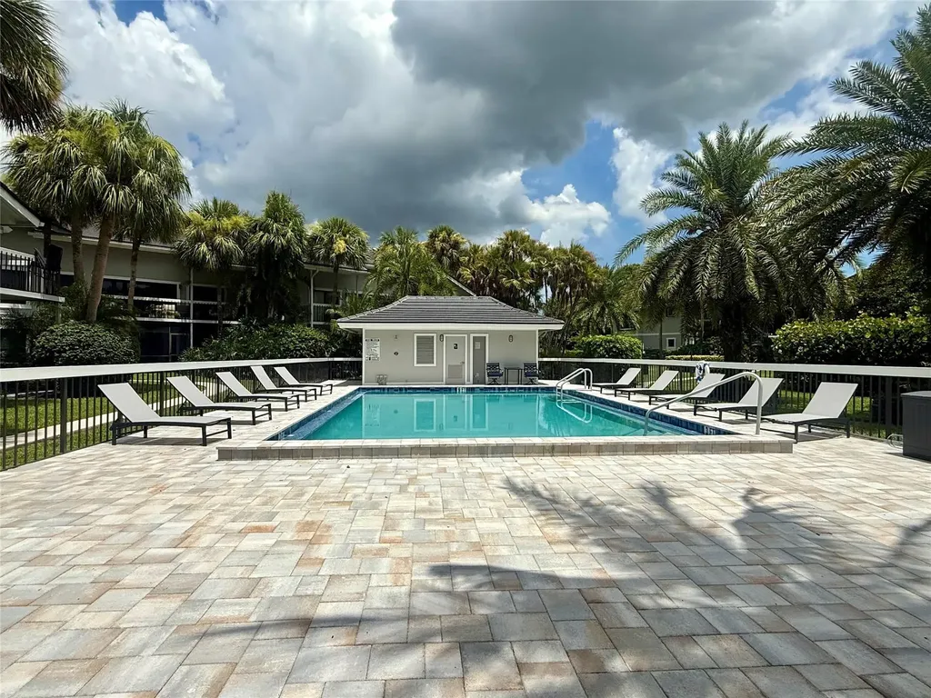 11863 Wimbledon Circle Wellington FL 33414