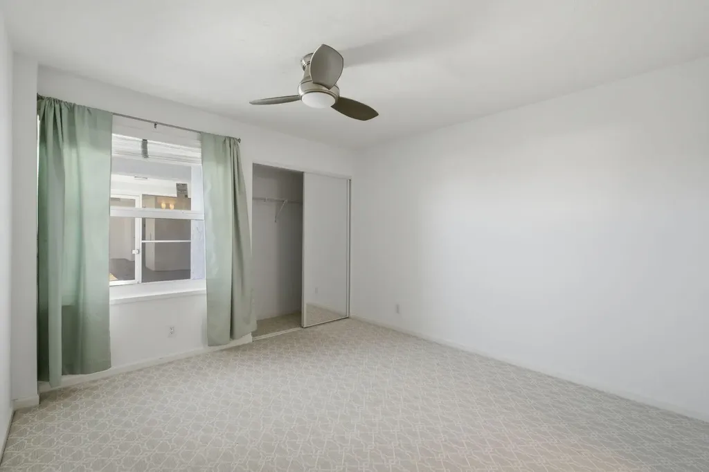 3901 S Flagler Drive West Palm Beach FL 33405