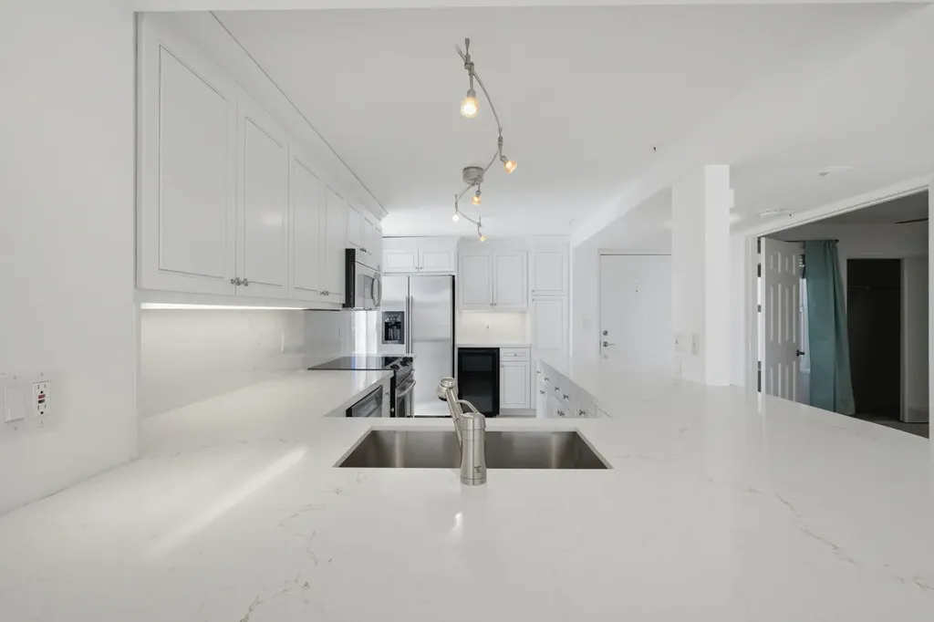 3901 S Flagler Drive West Palm Beach FL 33405