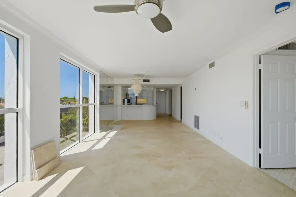 3901 S Flagler Drive West Palm Beach FL 33405