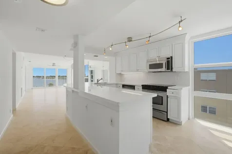 3901 S Flagler Drive West Palm Beach FL 33405