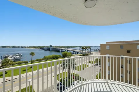 3901 S Flagler Drive West Palm Beach FL 33405