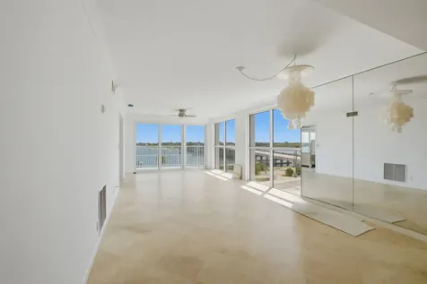 3901 S Flagler Drive West Palm Beach FL 33405