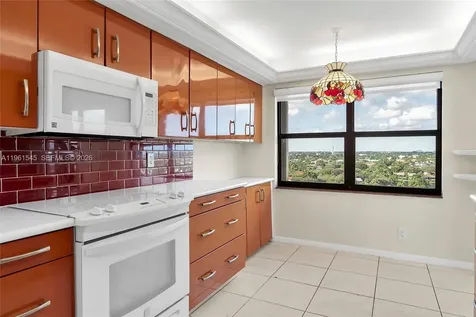 5000 N Ocean Boulevard Lauderdale By The Sea FL 33308