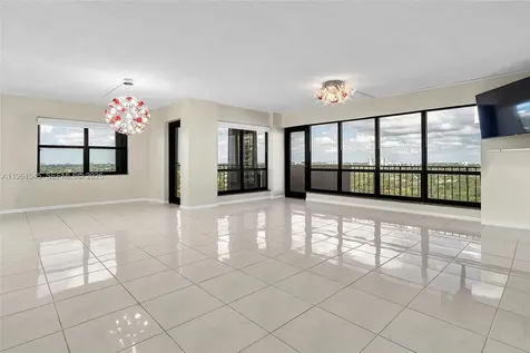 5000 N Ocean Boulevard Lauderdale By The Sea FL 33308