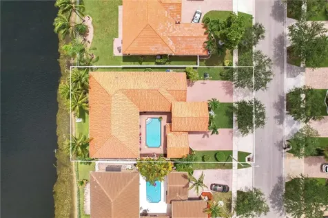 16469 NW 12th Street Pembroke Pines FL 33028