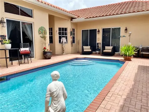 16469 NW 12th Street Pembroke Pines FL 33028