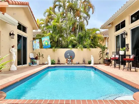 16469 NW 12th Street Pembroke Pines FL 33028