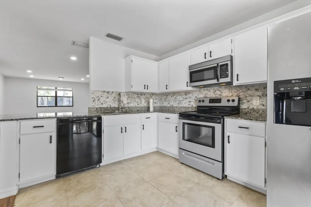 364 Quebec Court Royal Palm Beach FL 33411