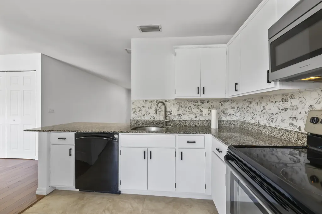 364 Quebec Court Royal Palm Beach FL 33411
