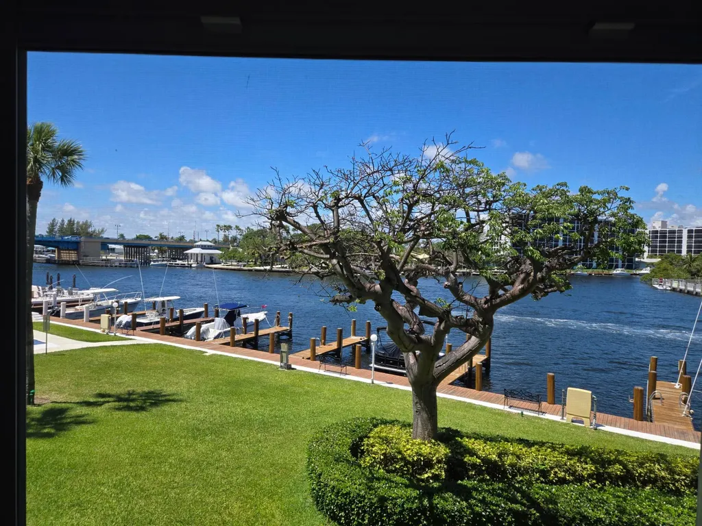 105 NE 19th Avenue Deerfield Beach FL 33441