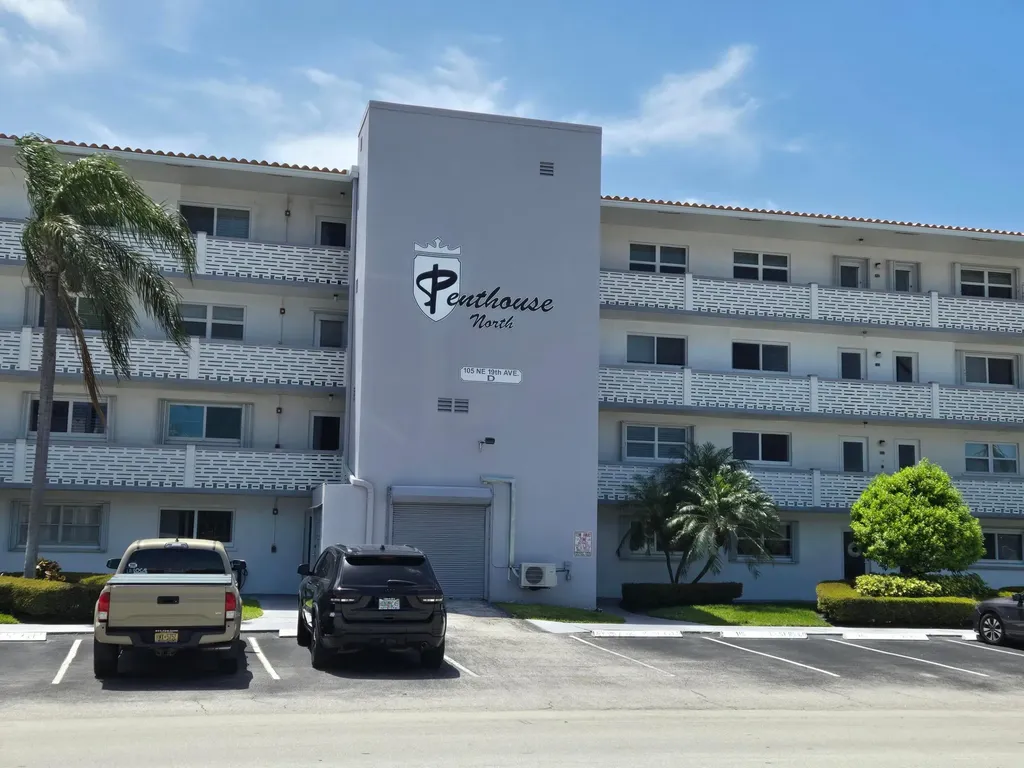 105 NE 19th Avenue Deerfield Beach FL 33441