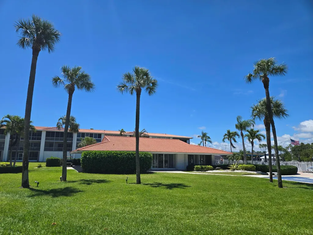 105 NE 19th Avenue Deerfield Beach FL 33441