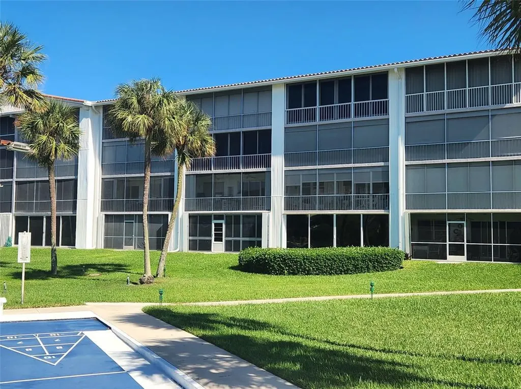 105 NE 19th Avenue Deerfield Beach FL 33441