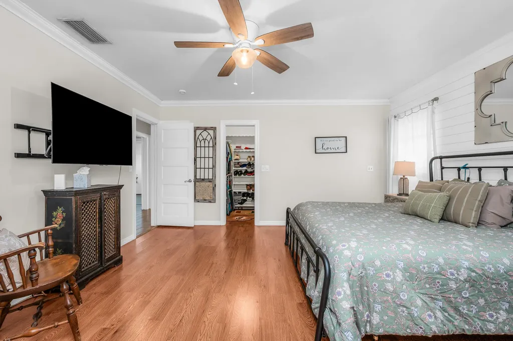 4734 Jefferson Street Hollywood FL 33021