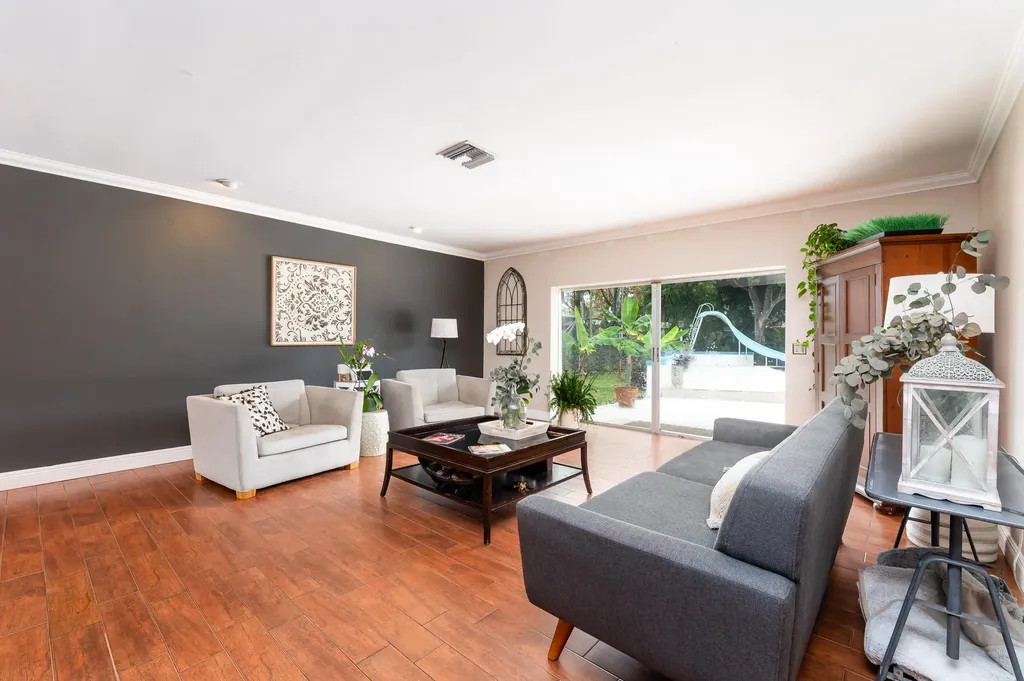 4734 Jefferson Street Hollywood FL 33021