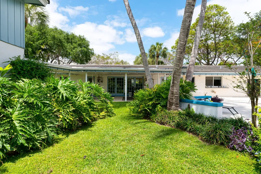 4734 Jefferson Street Hollywood FL 33021