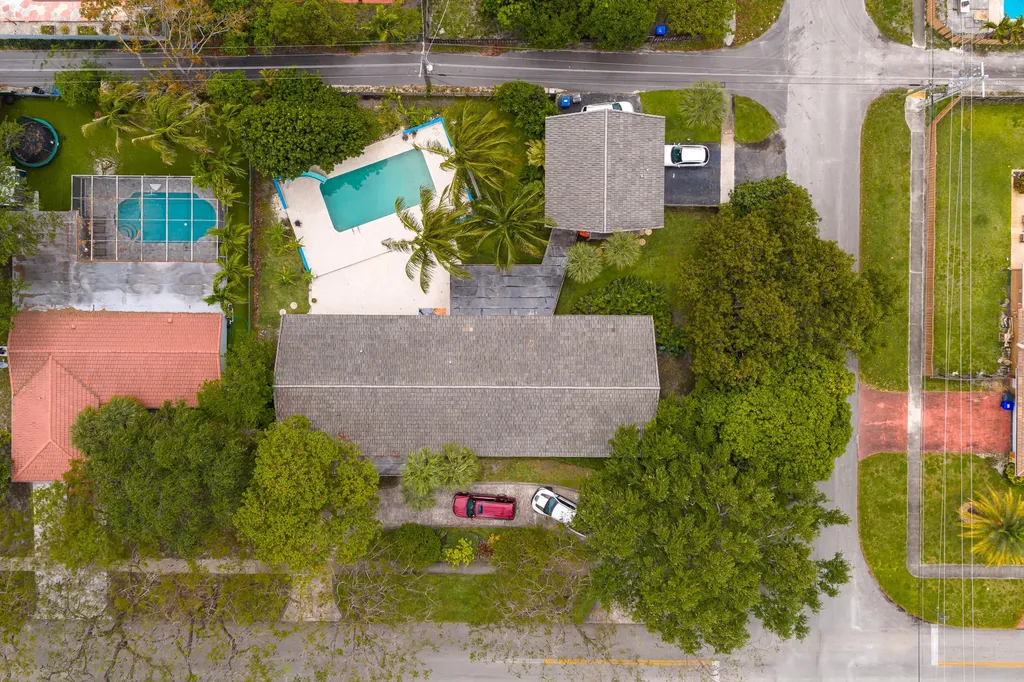 4734 Jefferson Street Hollywood FL 33021