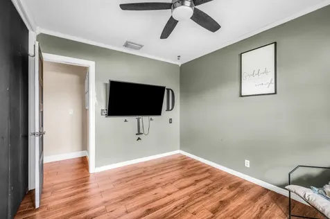 4734 Jefferson Street Hollywood FL 33021