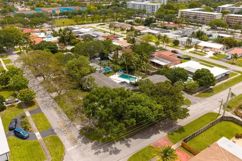4734 Jefferson Street Hollywood FL 33021