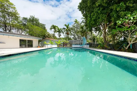 4734 Jefferson Street Hollywood FL 33021