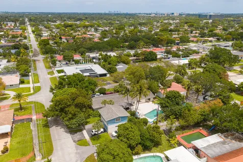 4734 Jefferson Street Hollywood FL 33021