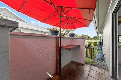 6757 SE Yorktown Drive Hobe Sound FL 33455