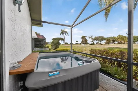 6757 SE Yorktown Drive Hobe Sound FL 33455