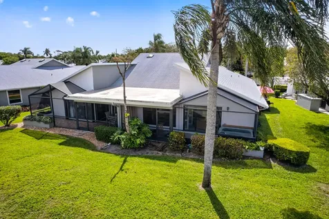 6757 SE Yorktown Drive Hobe Sound FL 33455