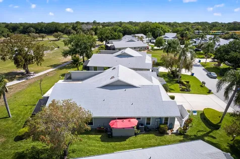 6757 SE Yorktown Drive Hobe Sound FL 33455