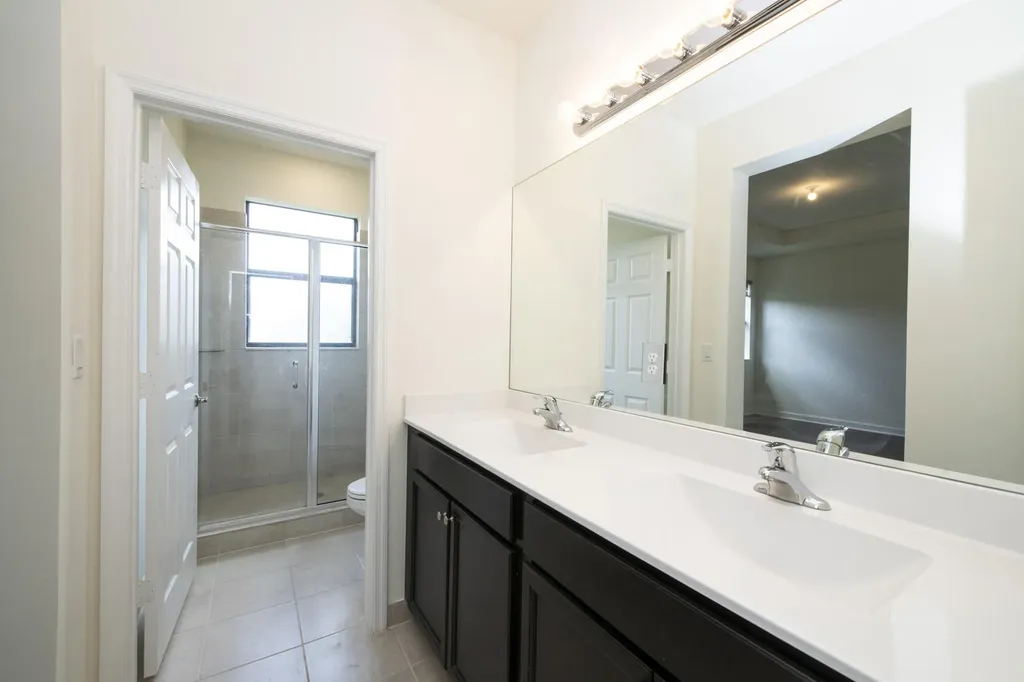 6574 S Anise Court Davie FL 33314