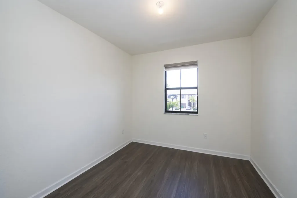 6574 S Anise Court Davie FL 33314