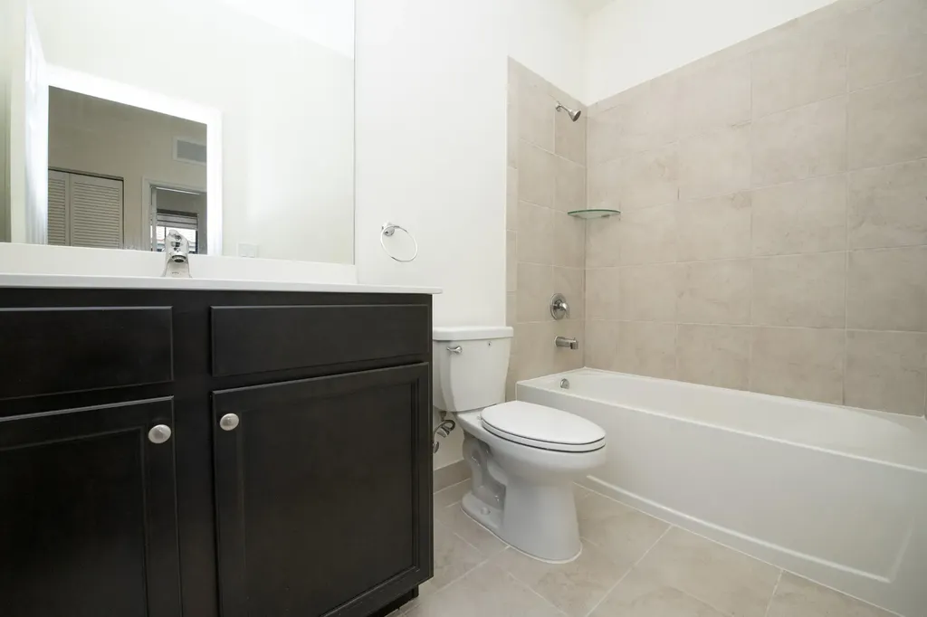 6574 S Anise Court Davie FL 33314