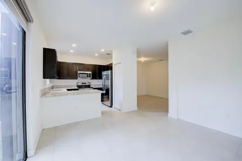 6574 S Anise Court Davie FL 33314