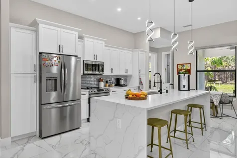 3263 SE 40th Avenue Avenue SE Naples FL 34117